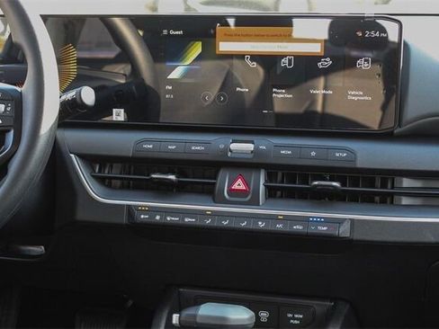 New 2025 Kia K4 LXS image 13