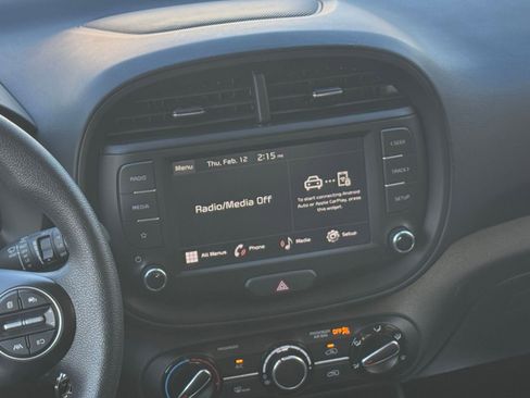 Used 2025 Kia Soul LX w/ LX Technology Package image 17