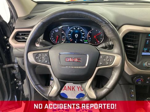Used 2018 GMC Acadia Denali w/ Technology Package AWD/4WD image 8