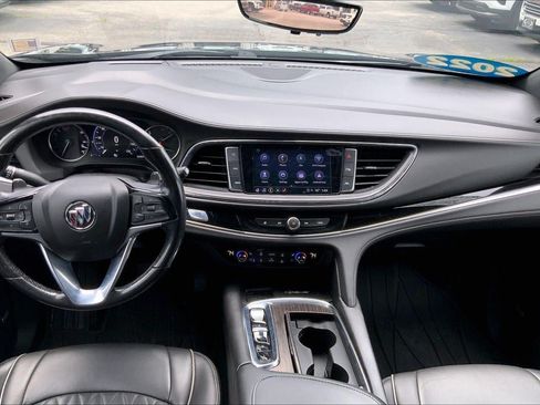 Used 2022 Buick Enclave Avenir w/ Avenir Technology Package AWD/4WD image 14