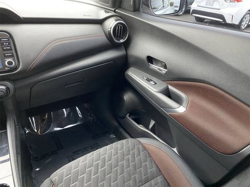 Certified 2023 Nissan Kicks SR image 17