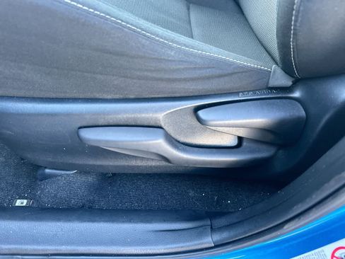 Used 2017 Toyota RAV4 XLE image 22