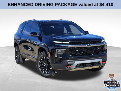 Used 2025 Chevrolet Traverse Z71 w/ Enhanced Driving Package image 1