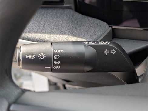 New 2026 Nissan Kicks SV image 24