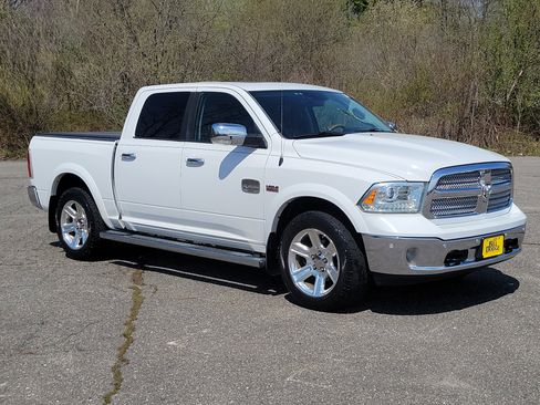 Used 2016 RAM 1500 Laramie Longhorn w/ Convenience Group AWD/4WD image 3
