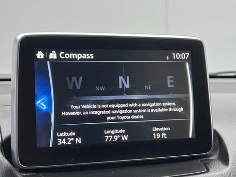 Used 2017 Toyota Yaris iA image 11