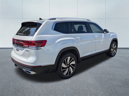 New 2025 Volkswagen Atlas SEL image 3