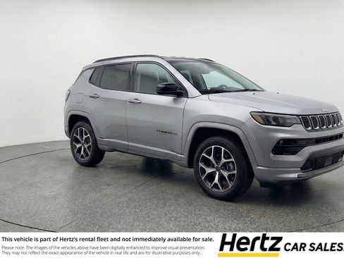 Used 2025 Jeep Compass Limited AWD/4WD image 1