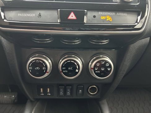 Used 2020 Mitsubishi Outlander Sport SE image 16