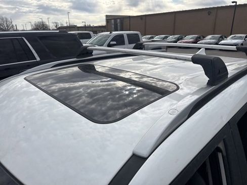 Used 2021 Kia Seltos SX w/ SX Sunroof Package image 20