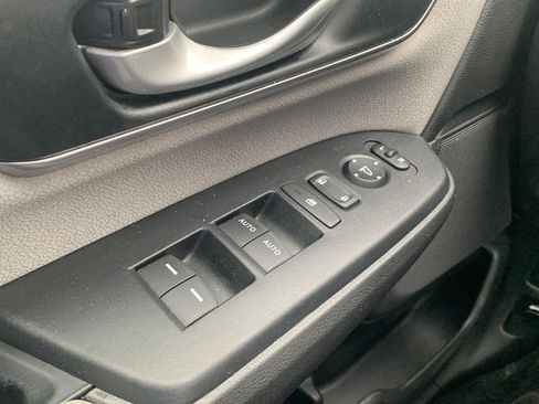 Used 2022 Honda CR-V EX image 13