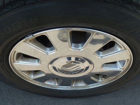 Used 2006 Mercury Grand Marquis LS image 12