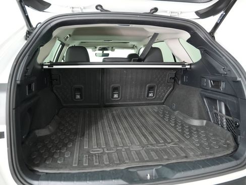 Used 2020 Subaru Outback Limited image 36