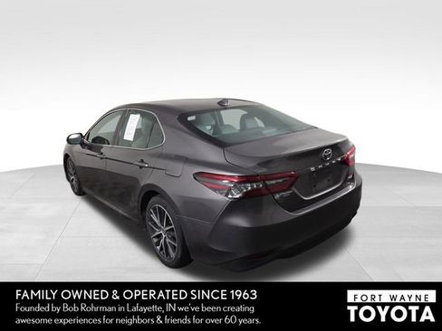 Used 2023 Toyota Camry XLE image 8