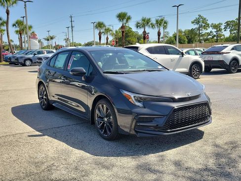 New 2026 Toyota Corolla SE w/ SE Package FWD image 3