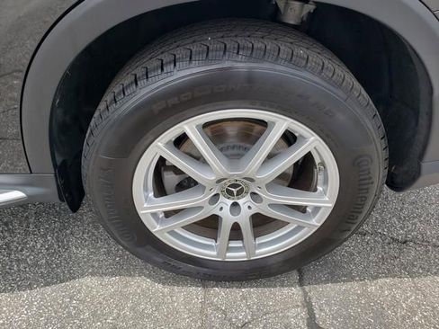 Used 2025 Mercedes-Benz GLC 300 GLC 300 image 33