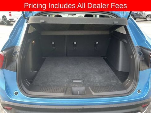 Used 2025 Chevrolet Trax LT w/ Driver Confidence Package FWD image 13