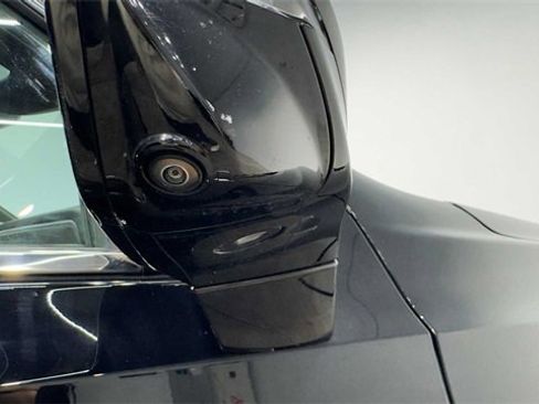 Used 2023 Chevrolet Tahoe LT w/ Luxury Package image 12