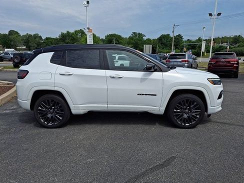 Certified 2022 Jeep Compass High Altitude AWD/4WD image 9