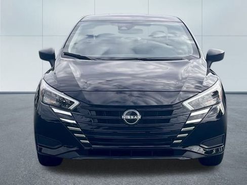 Certified 2025 Nissan Versa S image 5