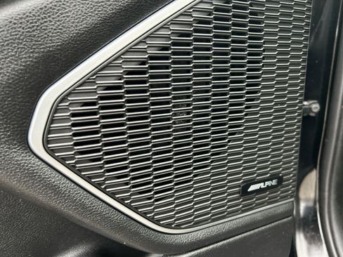 Used 2024 Jeep Grand Cherokee Limited w/ Luxury Tech Group II image 30