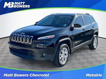 Used 2018 Jeep Cherokee Latitude Plus w/ Comfort/Convenience Group