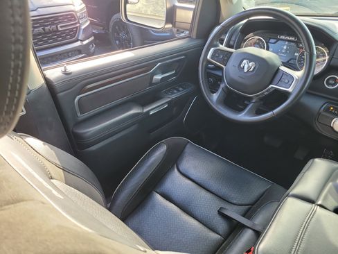 Used 2022 RAM 1500 Laramie image 15