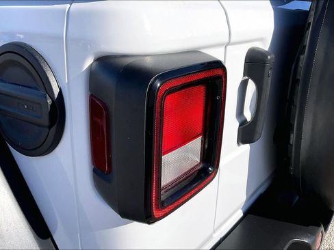 Used 2021 Jeep Wrangler Unlimited Rubicon w/ Dual Top Group image 20