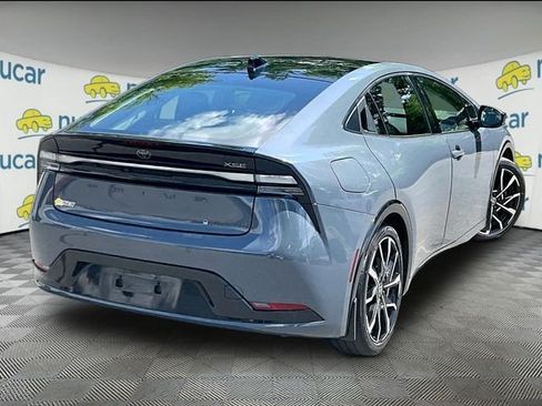 Used 2024 Toyota Prius Prime FWD image 13