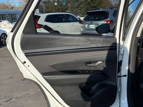 Used 2024 Hyundai Tucson Limited image 47