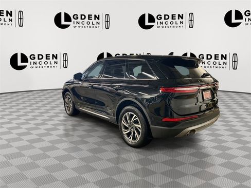 Certified 2025 Lincoln Corsair AWD w/ Equipment Group 101A image 6