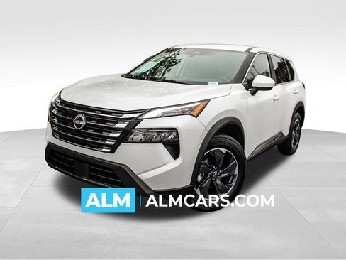 Used 2025 Nissan Rogue SV image 1