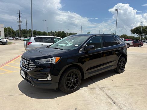 Used 2021 Ford Edge SEL w/ Convenience Package AWD/4WD image 4