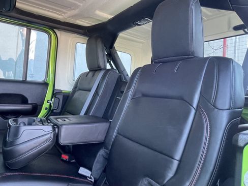 New 2026 Jeep Wrangler Unlimited Rubicon AWD/4WD image 23