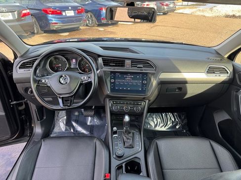 Used 2019 Volkswagen Tiguan SE w/ Panoramic Sunroof Package image 33