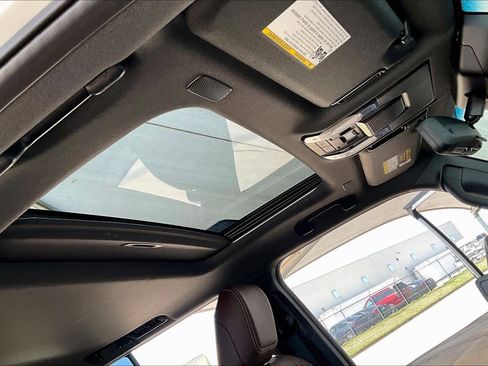 Used 2025 Toyota Land Cruiser w/ Premium Package image 14