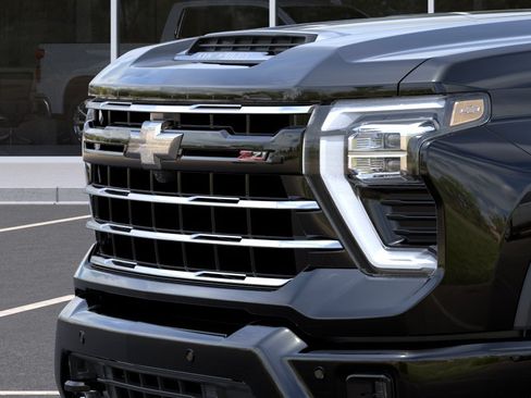 New 2026 Chevrolet Silverado 2500 LT w/ Z71 Chrome Sport Edition AWD/4WD image 13
