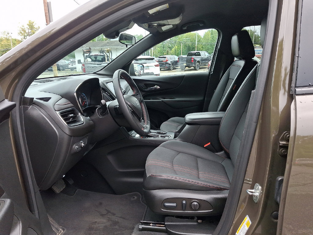 Used 2023 Chevrolet Equinox RS AWD/4WD image 19