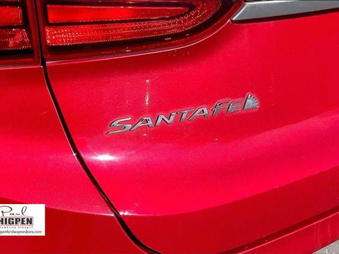 Used 2020 Hyundai Santa Fe SEL w/ Cargo Package image 8