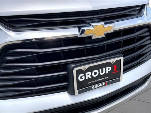 Used 2021 Chevrolet Blazer LT FWD image 29