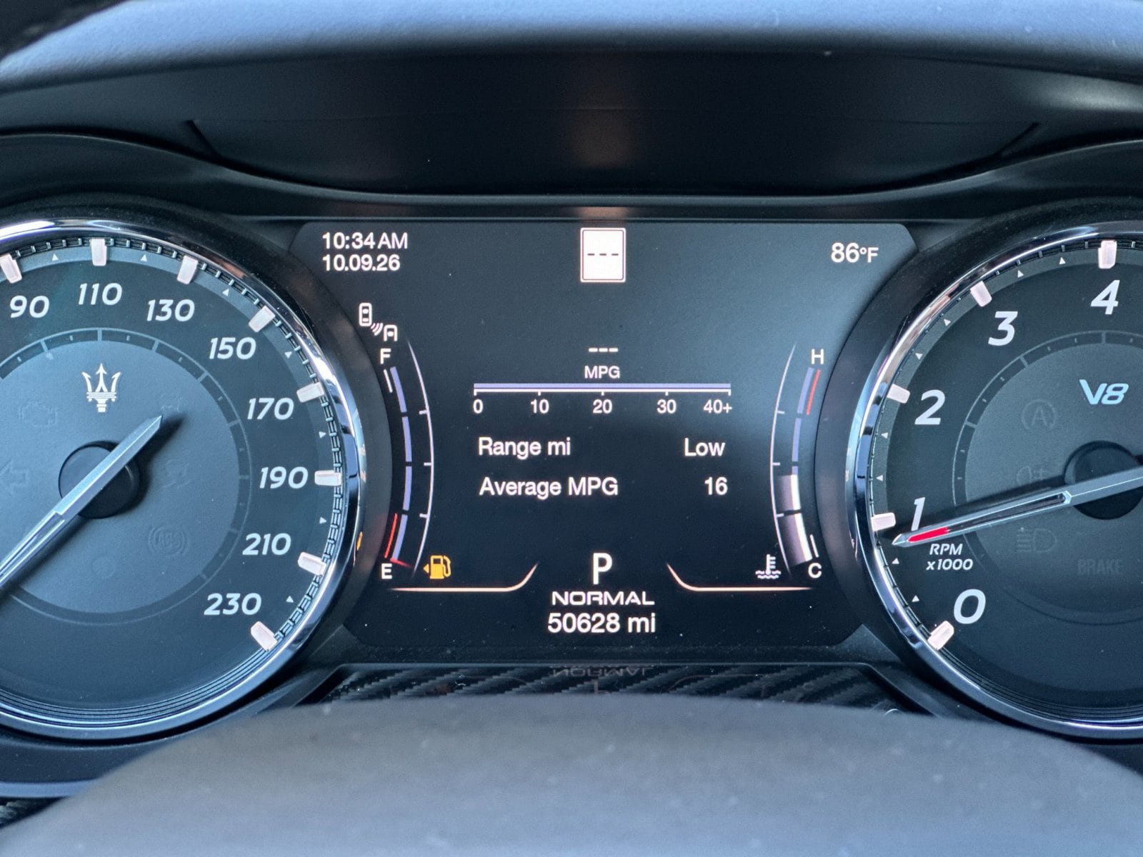 Used 2021 Maserati Quattroporte Trofeo RWD image 30