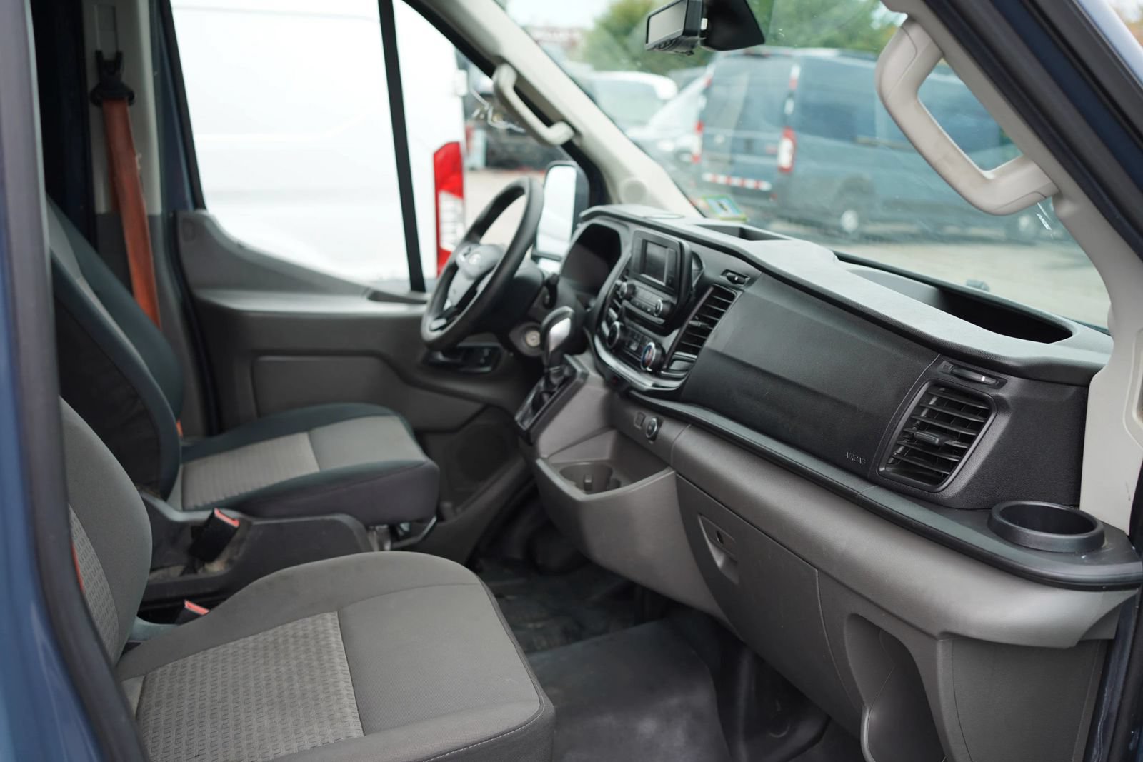 Used 2020 Ford Transit 250 148 High Roof Extended RWD image 23