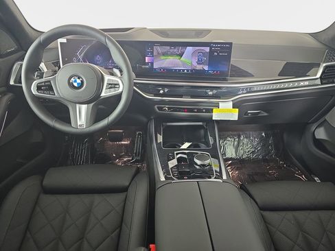 New 2026 BMW X5 xDrive40i w/ M Sport Package AWD/4WD image 11