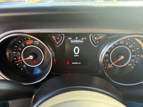 Used 2021 Jeep Wrangler Sport AWD/4WD image 16