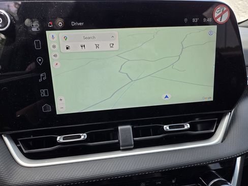 Used 2025 Chevrolet Equinox LT w/ Convenience Package II FWD image 10