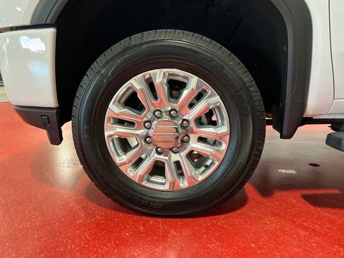 Certified 2021 GMC Sierra 3500 Denali w/ Denali Ultimate Package AWD/4WD image 12