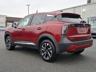 Used 2025 Nissan Kicks SV w/ Charging Package video 2