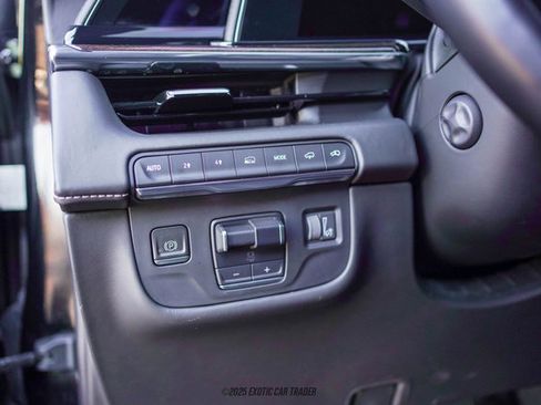 Used 2023 Cadillac Escalade ESV Sport Platinum image 67