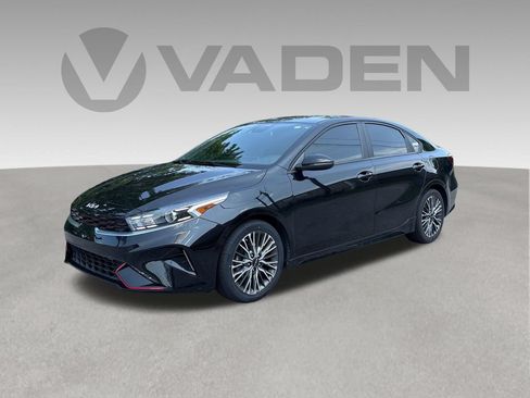 Used 2022 Kia Forte GT-Line FWD image 1
