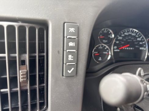 New 2024 Chevrolet Express 3500 w/ Power Convenience Package image 9